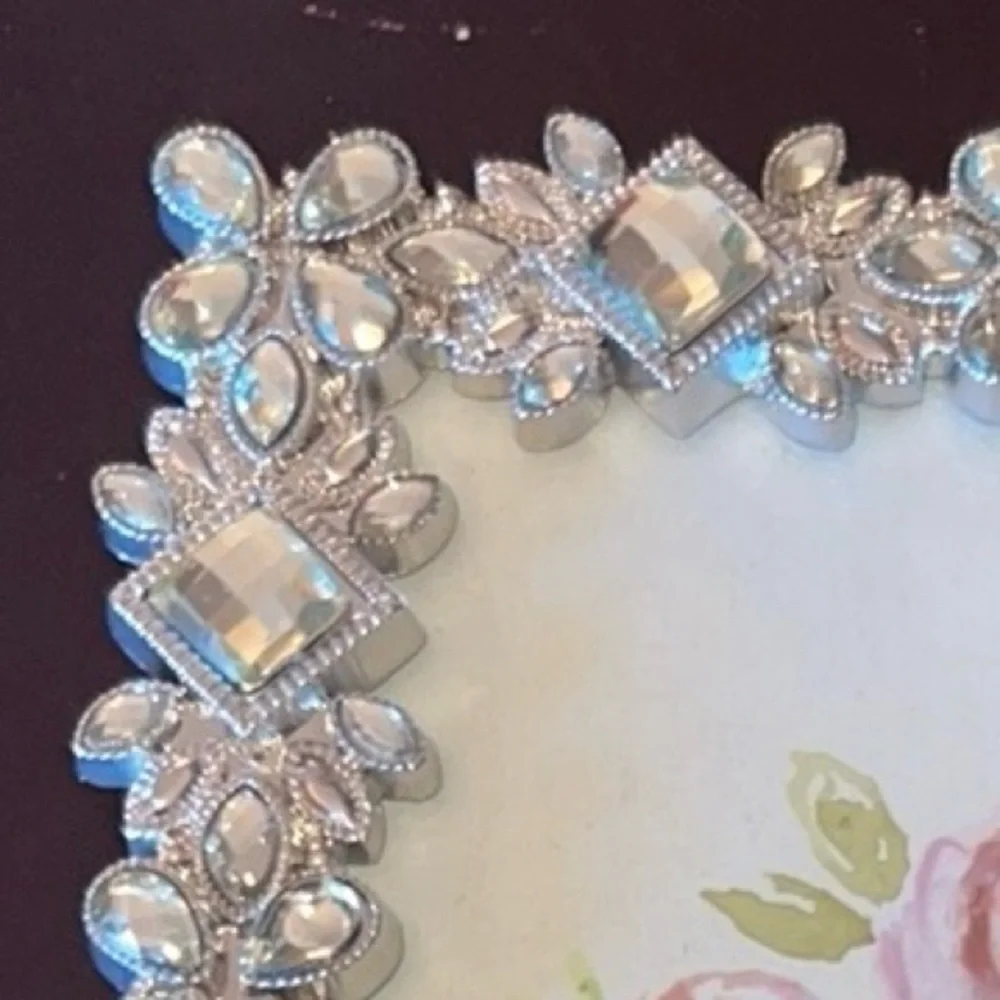 Luxe Collection Picture Photo 4 x 6 Frame NEW with Tags Silver Clear Crystals